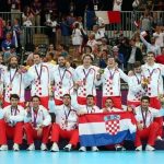 http://croatia.org/crown/content_images/2012/london/croatian-handball-team2012london.jpg