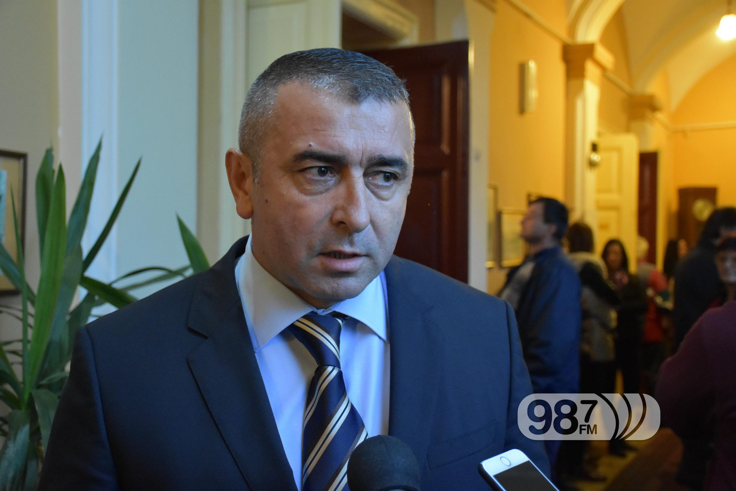 Image default
