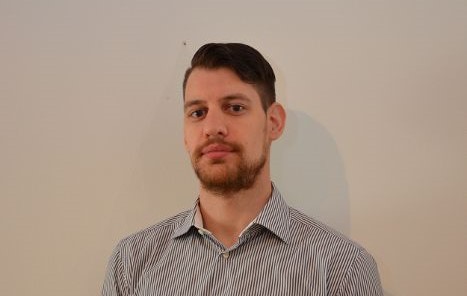 Image default